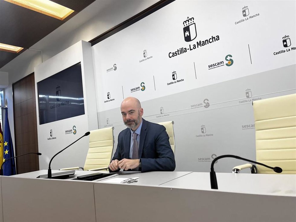 El director general de Recursos Humanos del Sescam, Íñigo Cortázar