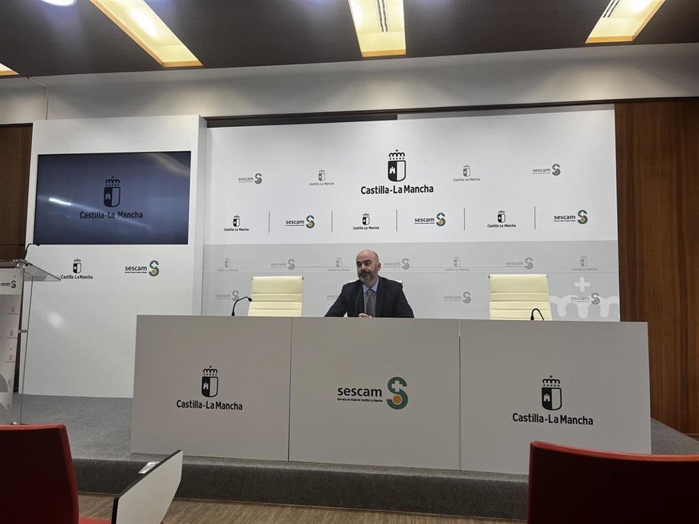 El director general de Recursos Humanos del Sescam, Íñigo Cortázar