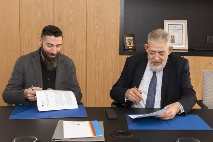 Archivo - El Colegio de Fisioterapeutas y la CEU UCH y estrechan lazos de colaboración educativa, científica y cultural