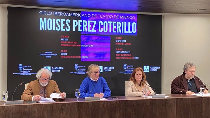 Presentación del Ciclo Iberoamericano de Teatro que conmemora el 25 aniversario de la muerte de Moises Pérez Coterillo