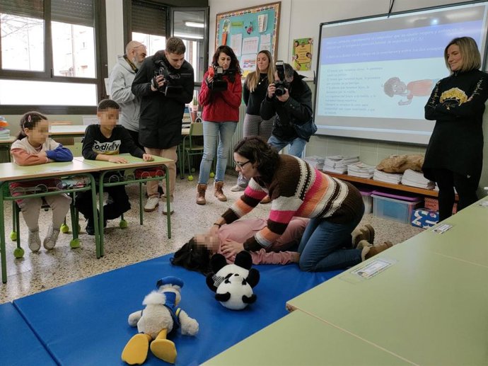 La Rioja pone en marcha un proyecto piloto de reanimación cardiopulmonar y primeros auxilios en centros educativos
