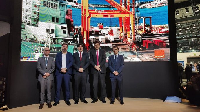 Nota De Prensa, Fotos Y Audios Reunión Consejero De Ciencia Con Orange En El Mobile World Congress