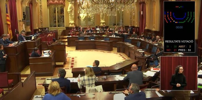 Los diputados votan la toma en consideración de la modificación de la Ley de Puertos de Baleares.