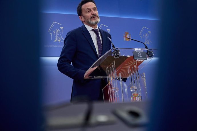 El candidato a las primarias de la lista 'Ciudadanos de nuevo', Edmundo Bal, durante una rueda de prensa posterior a la reunión de la Junta de Portavoces, en el Congreso de los Diputados, a 28 de febrero de 2023, en Madrid (España).