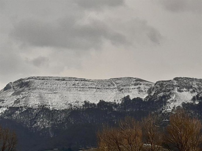 Montes nevados en Bizkaia