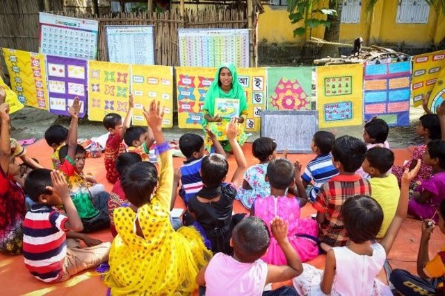 Save the Children y Mango se unen para impulsar la educación y el deporte entre la infancia y las mujeres en Bangladesh a través del proyecto 'Goals'