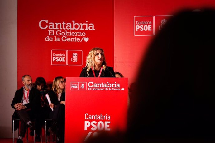 La secretaria de Organización del PSOE Cantabria y portavoz parlamentaria, Noelia Cobo.