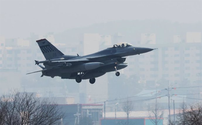 Archivo - Arxivo - Un caa F-16 nord-americana
