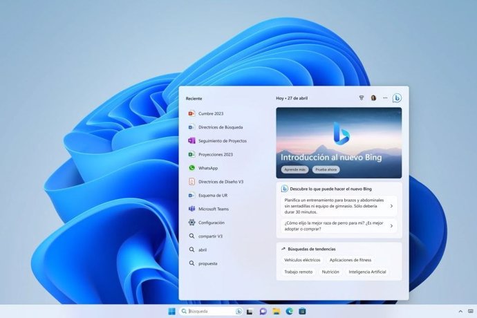 Interfaz de Windows 11 con la integración de Bing en la barra de tareas