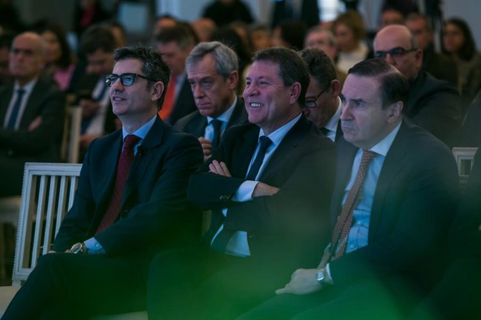 El presidente regional, Emiliano García-Page, participa, en Toledo, en el II Foro Económico Español Castilla-La Mancha: Logros y Desafíos.