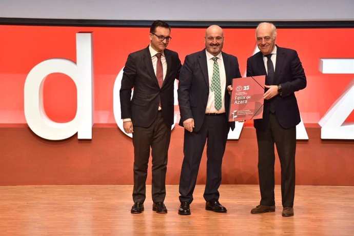 La iniciativa 'El Bosque del Cole', de Fundación Ibercaja, resulta galardonada en los Premios 'Félix de Azara'.