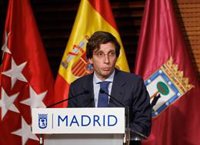 Almeida admite que hay "margen de negociación" para las propuestas de Vox en normas urbanísticas