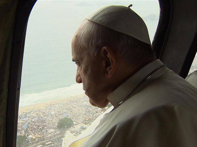 Una de las imágenes de 'In viaggio, viajando con el Papa Francisco'.