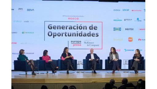 Conciliaci%C3%B3n%2C+visibilizaci%C3%B3n+y+programas+de+apoyo+impulsan+el+talento+femenino+en+la+empresa%2C+seg%C3%BAn+directivas
