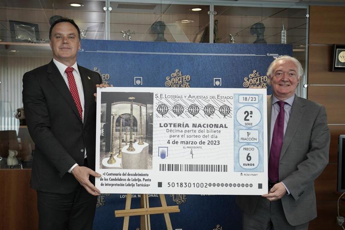 El I Centenario Del Descubrimiento De Los Candelabros De Lebrija Protagoniza El Décimo De Lotería Nacional Del 4 De Marzo.