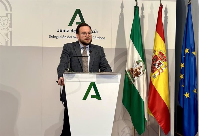El delegado de Economía, Hacienda y Fondos Europeos y de Política Industrial y Energía en Córdoba, Agustín López.