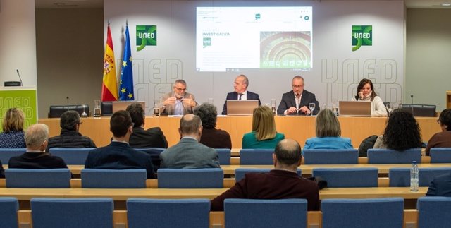 UNED lanza el 'Portal de la Investigación' para recoger, difundir y analizar la producción científica de la universidad
