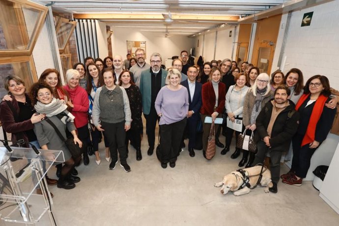 L'Institut Municipal de Persones amb Discapacitat de l'Ajuntament i Barcelona Activa impulsen un pla d'accions per a la inclusió de les persones amb discapacitat en el mercat laboral.