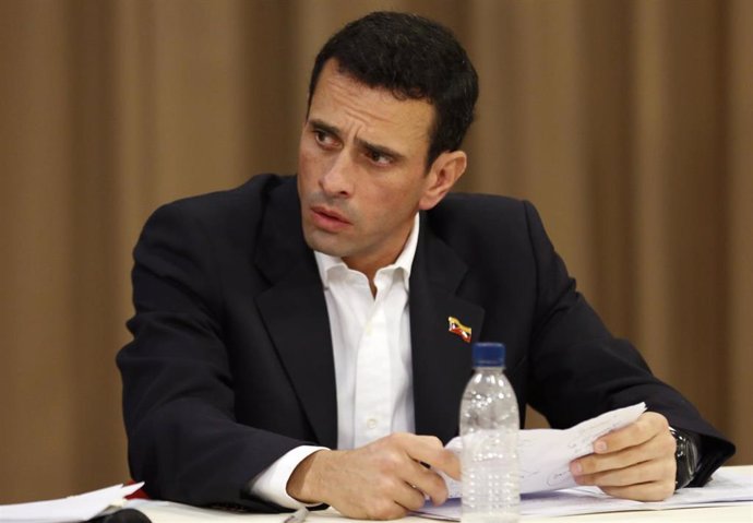 Archivo - El líder opositor venezolano Henrique Capriles 