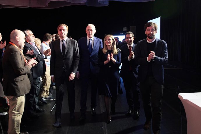 Archivo - La presidenta de Ciudadanos, Patricia Guasp, llega junto al co-presidente de Alde Party, Timmy Dooley (2i), al presidente de Renew Europe, Stéphane Séjourné (2d), y al portavoz de Ciudadanos en el Parlamento Europeo, Adrián Vázquez, a la claus