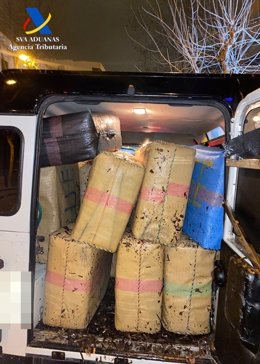 Alijo de hachís intervenido en Ibiza por Vigilancia Aduanera.