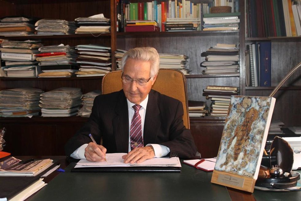 El fundador de la Escuela de Turismo de Baleares (ETB), Felipe Moreno, en una imagen de archivo en su despacho