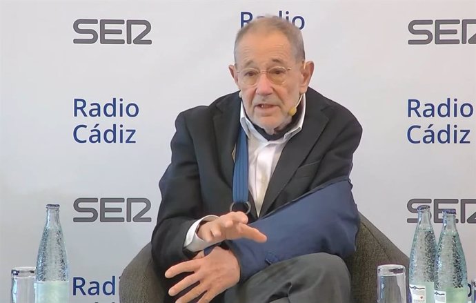 Javier Solana en un encuentro sobre Defensa organizado por Radio Cádiz de la Cadena SER.