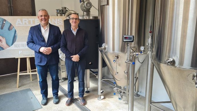 Jaume Alzamora, del Consell de Mallorca, y el vicepresidente del Govern, Juan Pedro Yllanes