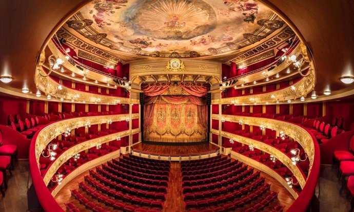 Sala Gran del Teatre Principal de Palma.