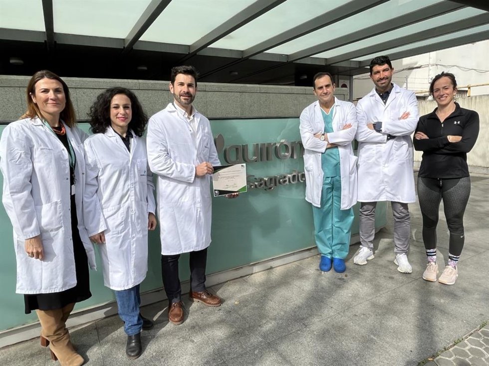 Profesionales sanitarios del Quirónsalud Sagrado Corazón, acreditados por Seedo.