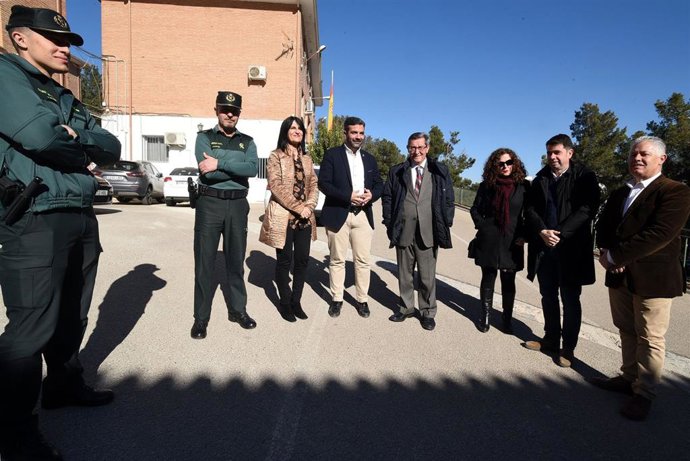 Visita al cuartel de la Guardia Civil de Loja