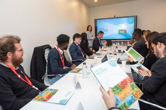 Huawei and partners hold TECH4ALL media roundtable on Day 1 of MWC Barcelona 2023.