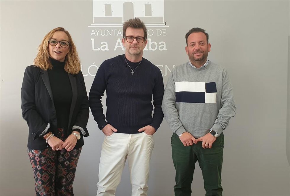 Fernando García, ganador de dos Premios Goya, en el Ayuntamiento de La Algaba.