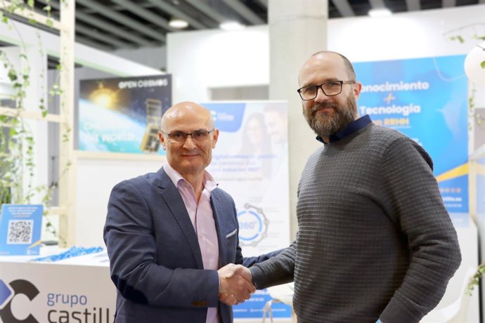 José M. García, Grupo Castilla, Agustí Pajares, Amb Les Persones.