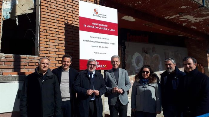 El director de Administración Local subraya las inversiones de la Junta en el medio rural de Ávila.