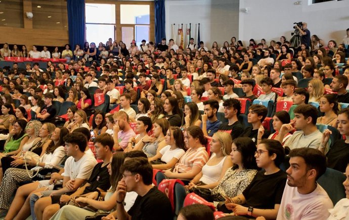 Archivo - La Universidad de Huelva abre el plazo de inscripción de las pruebas de acceso para mayores de 25 y 45 años.