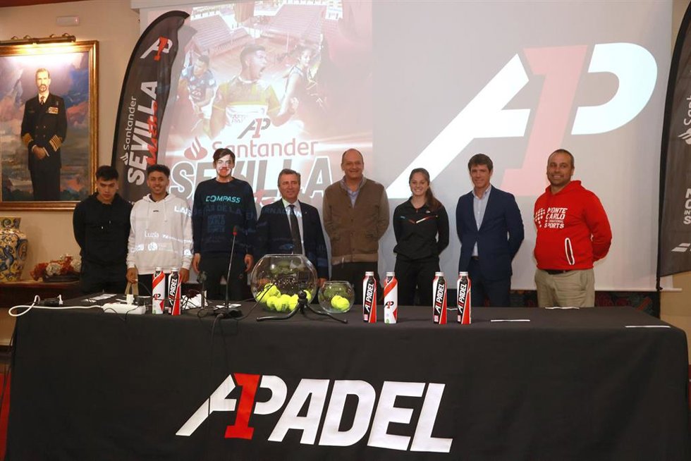 Presentación del Sevilla Pádel Tour, que se celebra en Las Setas de la Encarnación.