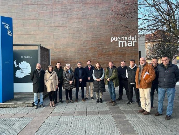 Visita de Alejandro Calvo al Bajo Nalón