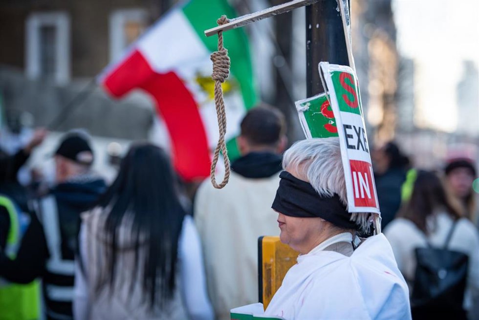 Archivo - Una manifestación en Reino Unido contra las ejecuciones en Irán