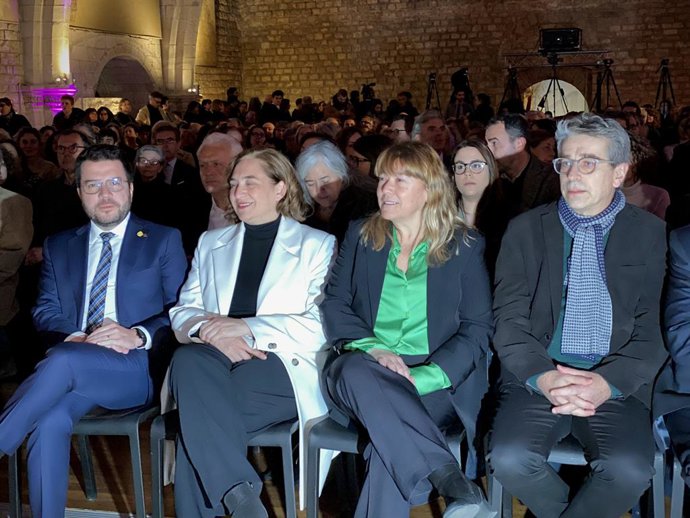 El president de la Generalitat, Pere Aragons; l'alcaldessa de Barcelona, Ada Colau; la consellera de Cultura, Natlia Garriga, i el tinent d'alcalde Jordi Martí, en la inauguració dels anys dedicats a Pablo Picasso, Antoni Tpies i Joan Miró