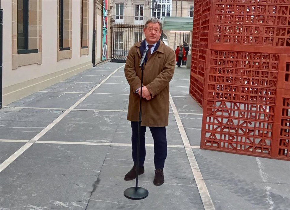 Bingen Zupiria, en declaraciones a los medios de comunicación a su llegada al Parlamento