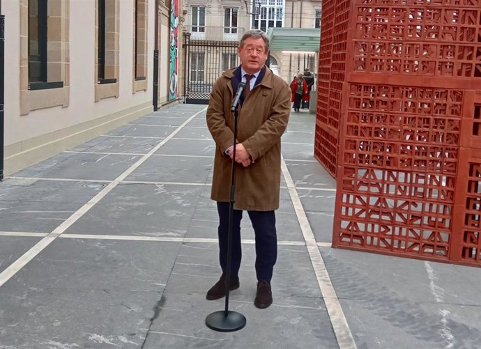 Bingen Zupiria, en declaraciones a los medios de comunicación a su llegada al Parlamento