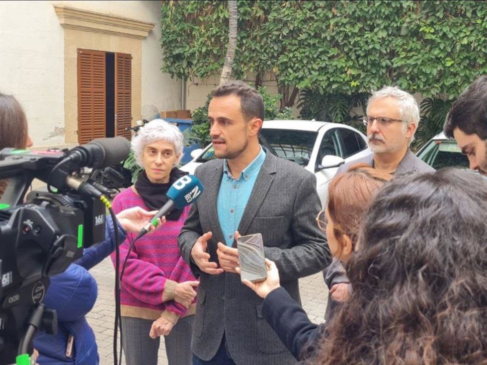 (I-D) La Portavoz De Unidas Podemos En El Consell, Magdalena Gelabert; El Conseller Insular Y Candidato A La Presidencia Del Consell, Iván Sevillano, Y El Candidato De Podemos A La Institución Insular José A. Sarriá