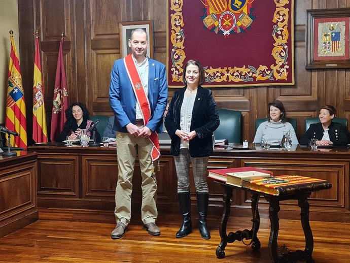 Alfonso Palmero toma posesión como nuevo concejal de Ciudadanos en el Ayuntamiento de Teruel en sustitución de Carlos Aranda.