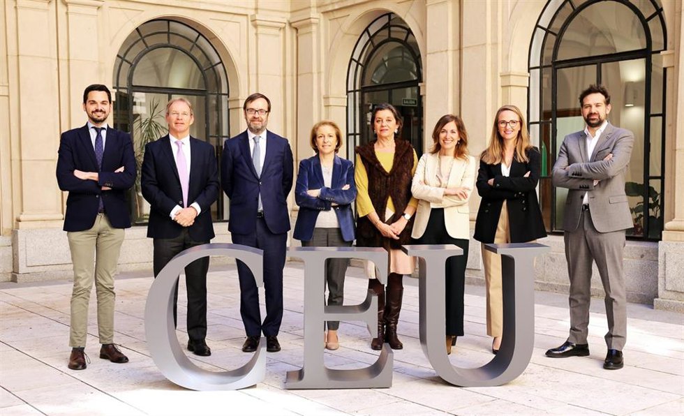 La Universidad CEU San Pablo y KPMG han alcanzado un acuerdo de colaboración con el objetivo de fomentar y potenciar el empleo juvenil