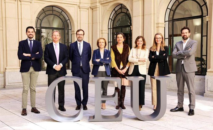 La Universidad CEU San Pablo y KPMG han alcanzado un acuerdo de colaboración con el objetivo de fomentar y potenciar el empleo juvenil