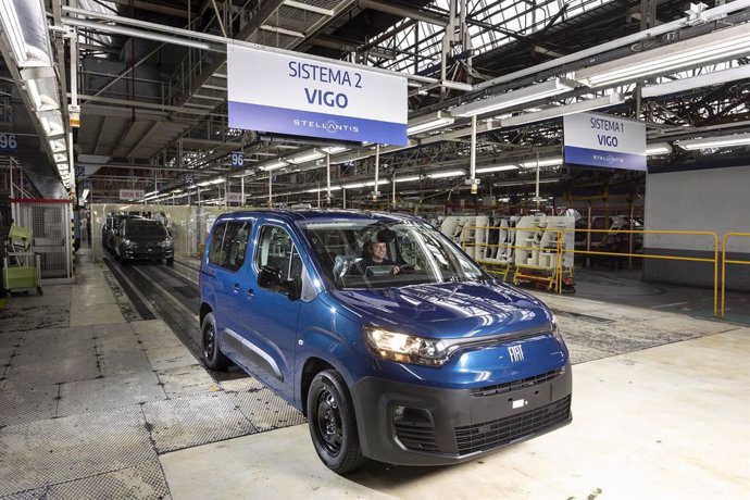 Archivo - Inicio de la producción de la nueva Fiat Dobl en la fábrica de Stellantis en Vigo.