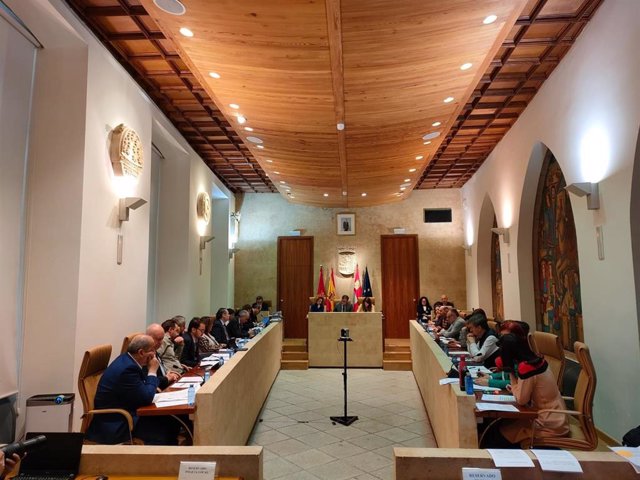 Pleno ordinario del mes de marzo en el Ayuntamiento de Salamanca.