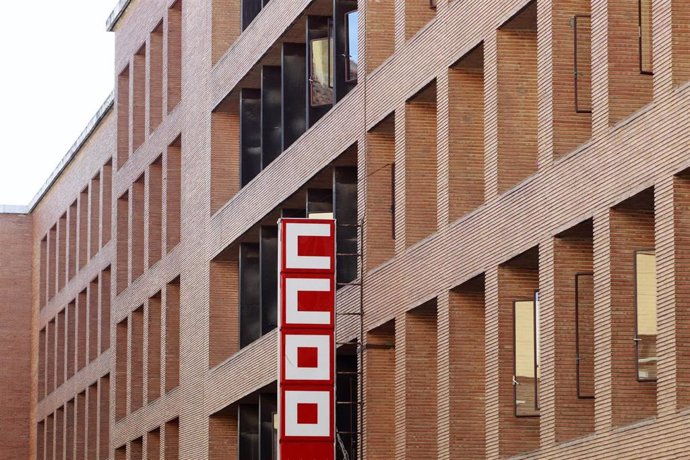 Archivo - Sede CCOO, logo de Comisiones Obreras, edificio, edificios CCOO, fachada de Comisiones Obreras, cartel CCOO