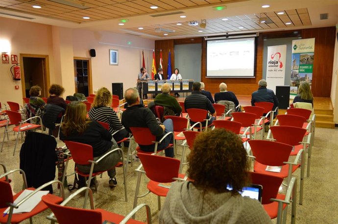 La web birdingalfaro.Com promueve el turismo ornitológico en los espacios naturales de Alfaro